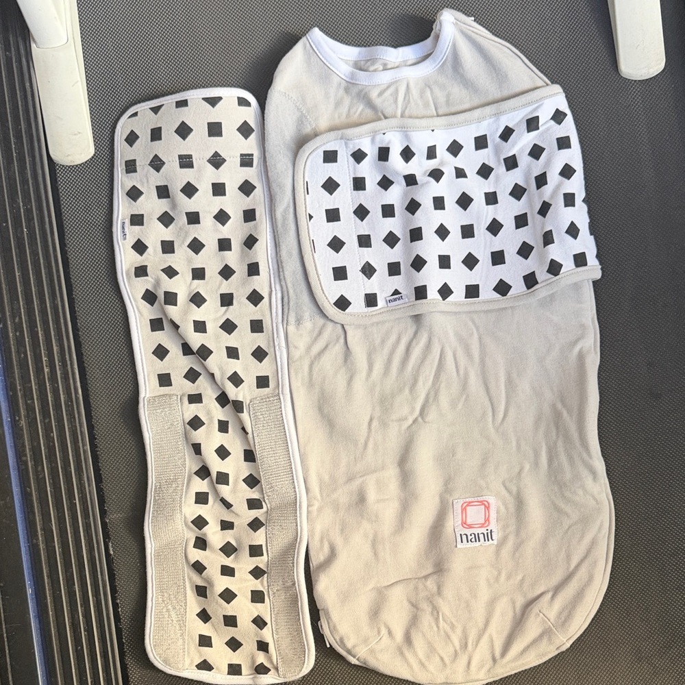 Nanit Gray Baby Swaddle Set